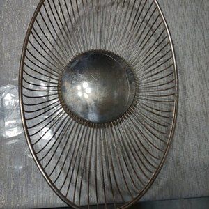 Leonard Silverplate Wired Fruit Basket Modern